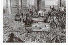 img044