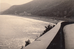 109-Uno-scorcio-della-costa-Ligure-Ciclotour-Dolomiti-1955