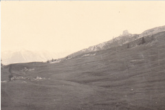156-Le-Cinque-Dita-viste-da-Cortina-Ciclotour-Dolomiti-1955