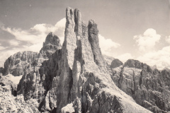 167-Dolomiti-Torri-del-Vajolet-Ciclotour-Dolomiti-1955