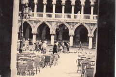179-Uno-Scorcio-della-Piazza-san-Marco-a-Venezia-Ciclotour-Dolomiti-1955