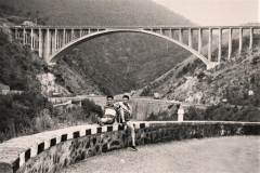 196-Sergio-e-Raimondo-in-Viaggio-verso-la-Francia-Pellegrinaggio-a-Lourdes-in-Bicicletta-1956