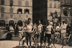 Enzo-Saverdi-Marcello-Melai-Giovanni-Carrara-Ciclotour-Dolomiti-1955