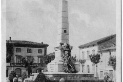 PIAZZA UMBERTO-1933