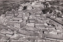 8921volterra panorama al centro la piazza dei priori.jpg_backup